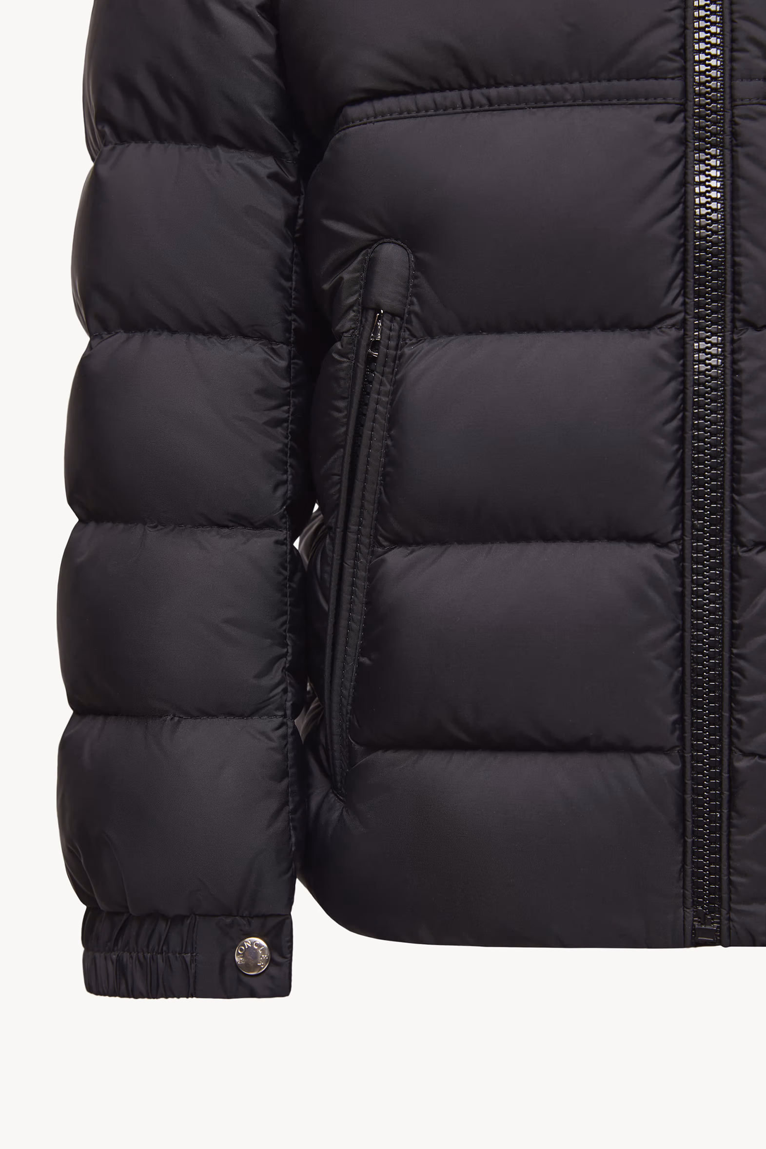 Nouvelle doudoune à capuche en matière synthétique Byronf Garçon Noir Moncler 5
